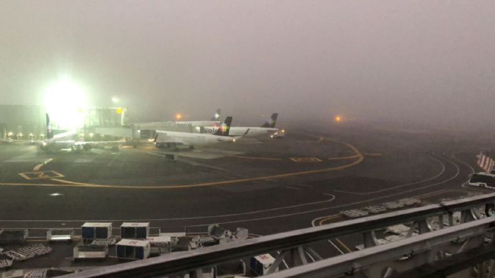 ¡Precaución! AICM alerta por retrasos en vuelos debido a banco de niebla en la CDMX