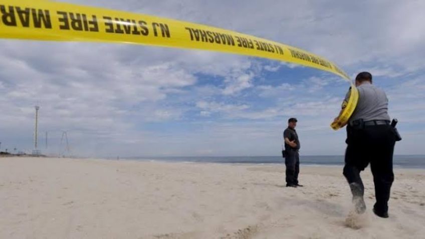 Descubren un cuerpo tirado sobre la playa; era un turista que murió ahogado