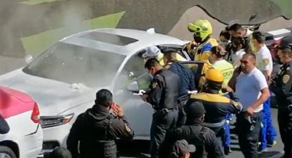 Motosicarios ejecutan a automovilista en pleno centro histórico de la Ciudad de México