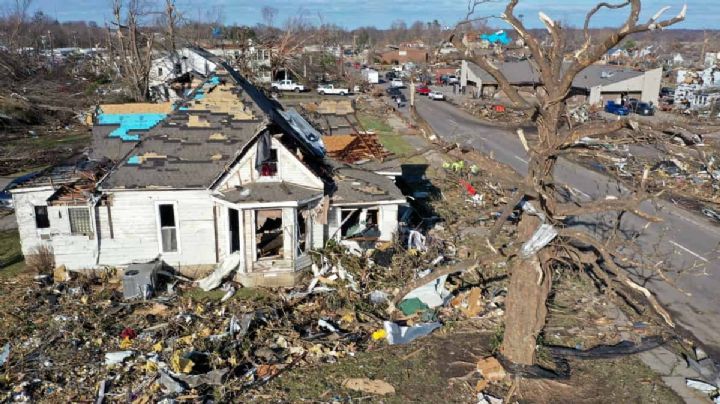 Pobladores de Kentucky se quedarían sin electricidad por semanas tras el azote de tornados