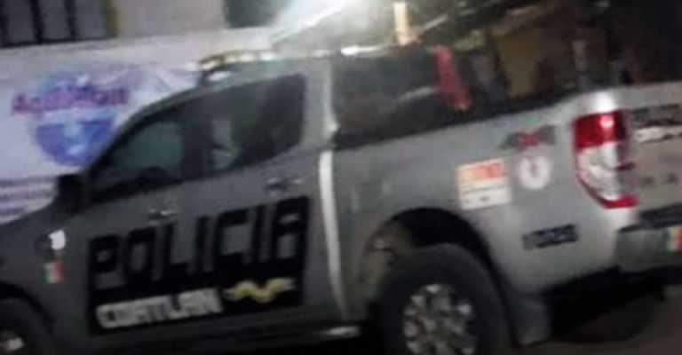 Autoridades llegan al lugar de los hechos