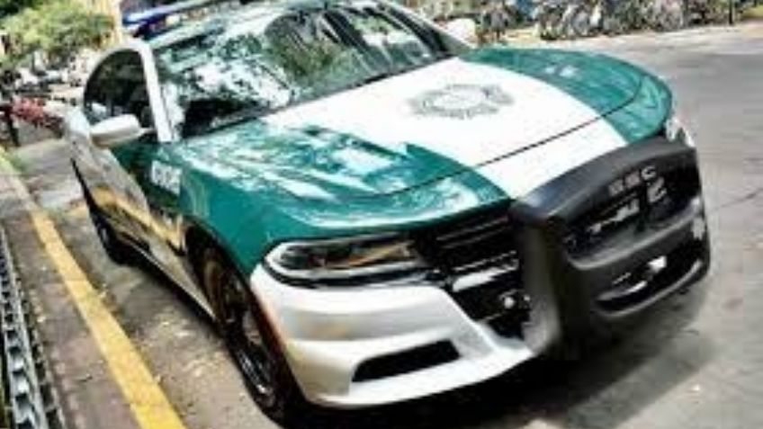 CDMX: ¡Héroes sin capa! Infantes quedan atrapados en un incendio y policías los rescatan