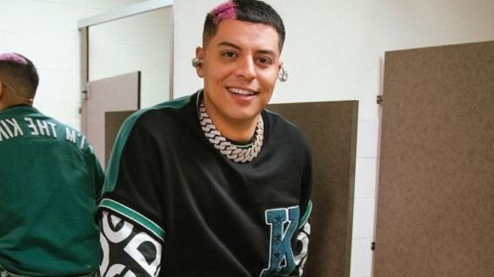 Eduin Caz presume guardaespaldas con metralletas; fans lo destrozan: "Anda en malos pasos"