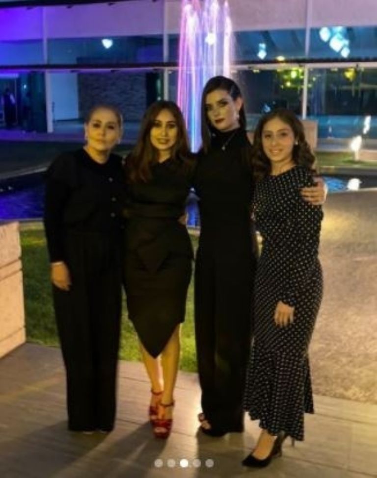 Nerea Godínez en la premiación de Octavio Ocaña