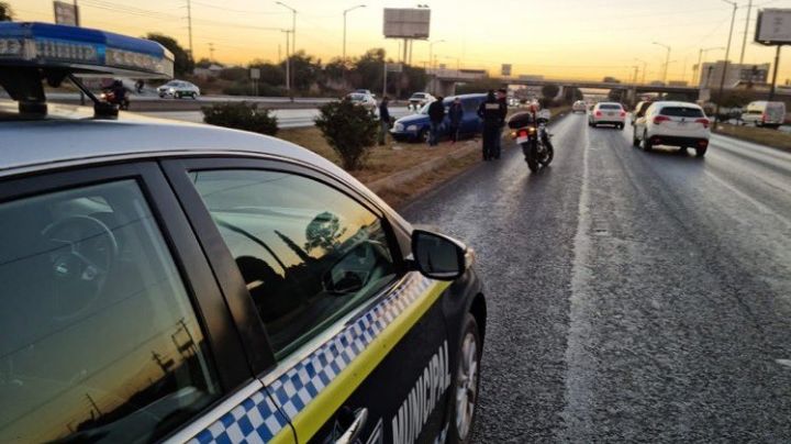 Trágico accidente: Joven motociclista pierde la vida tras colisionar contra un tráiler