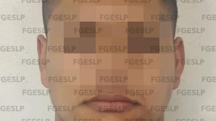 Él es Arturo, el joven de 23 años acusado de abuso; la Policía lo localizó en un anexo