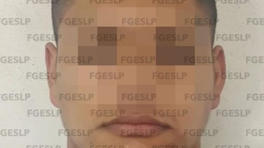 Él es Arturo, el joven de 23 años acusado de abuso; la Policía lo localizó en un anexo