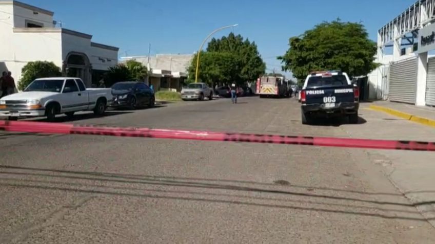 Incendio en el centro de Ciudad Obregón moviliza autoridades; lo provocaría fuego cruzado