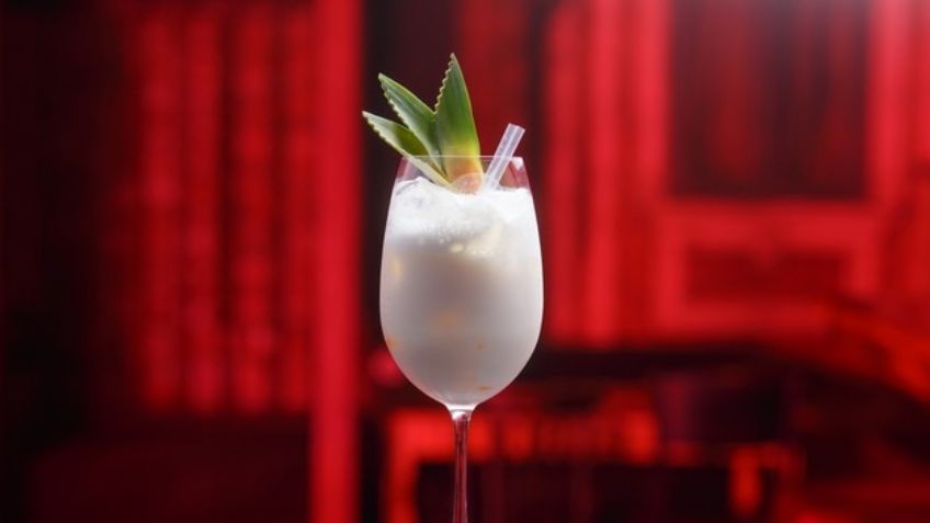 ¡Deliciosa! Esta gelatina de piña colada llevará el sabor tropical hasta tu paladar