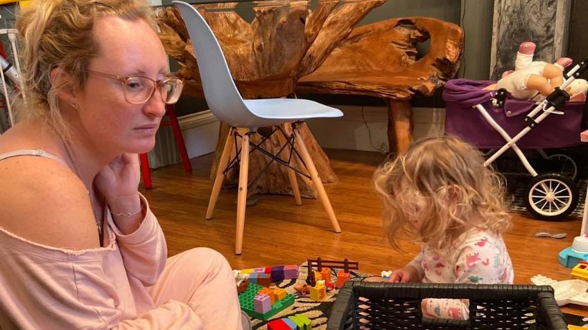 Helen, de 'Just a Normal Mummy', relata cómo es ser madre en tiempos de cuarentena