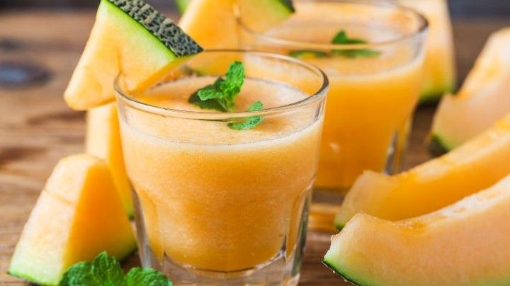 ¡Dulce y refrescante! Acompaña tus comidas con esta agua de horchata y melón