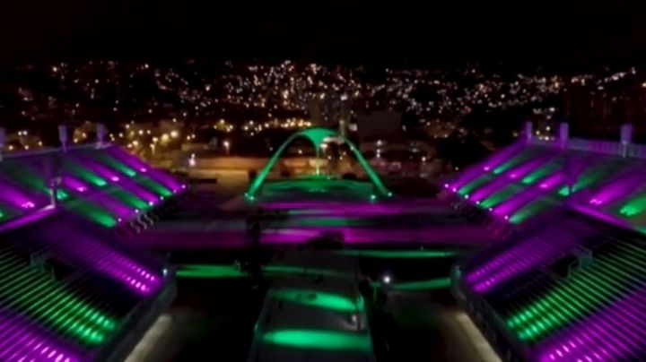¡Increíble! Iluminan Sambódromo de Río de Janeiro en homenaje a víctimas del Covid-19