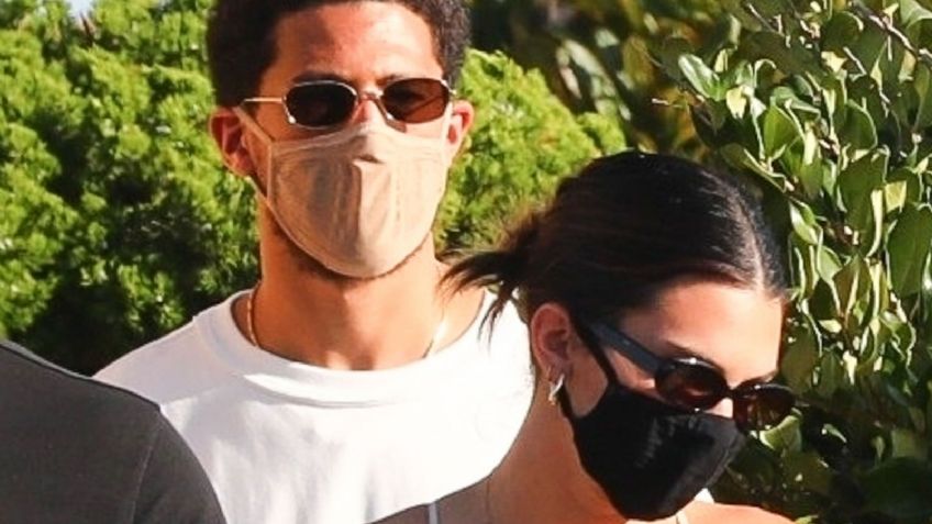 Kendall Jenner confima noviazgo con Devin Booker con romántica foto en Instagram