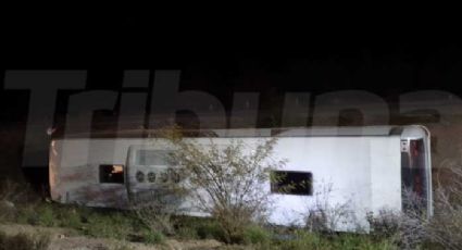 Vuelca autobús en la carretera Navojoa-Mochis; hay 34 personas lesionadas