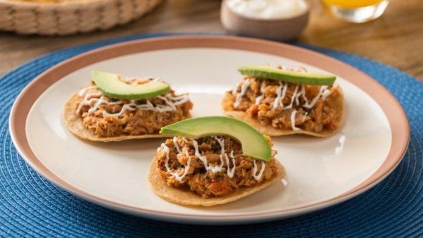 Dale la bienvenida a la cuaresma con estas deliciosas tostadas de atún a la mexicana