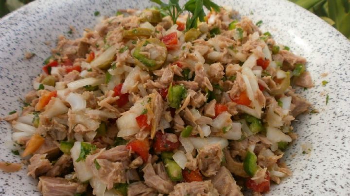 ¡Imperdible! Este salpicón de atún es perfecto para comer durante la cuaresma