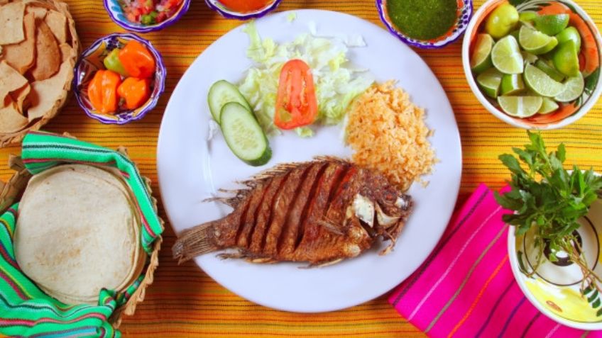 ¡Del mar a tu cocina! Te sorprenderá la rápida preparación de estas ricas mojarras fritas