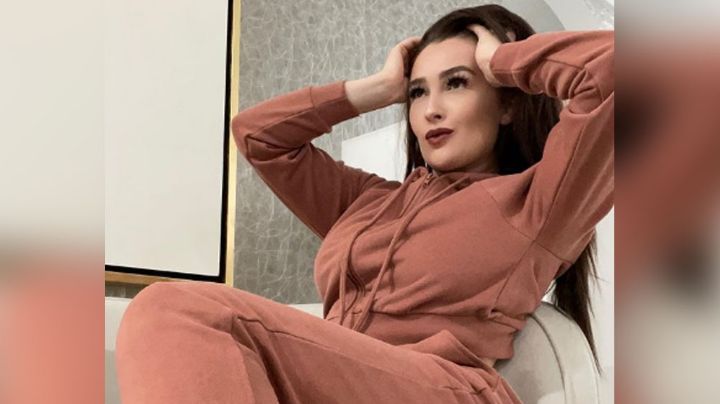 VIDEO: Esposa de Larry Hernández arma tremendo drama por la llegada de su primera cana