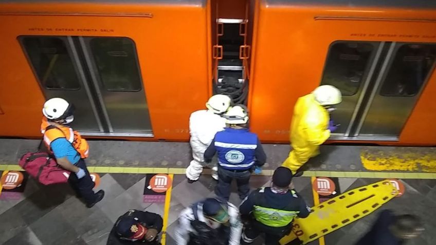 Mujer muere al instante tras caer a las vías del Metro; investigan si fue asesinato