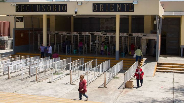 Lujos en la cárcel mexicana: Esto cuesta a reos tener celular y TV; así los castigan si no pagan