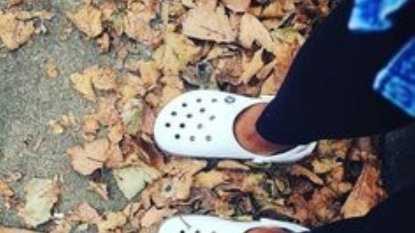 ¡Comodidad al mejor estilo! Estos 'outfits' con crocs serán tus aliados para lucir espectacular