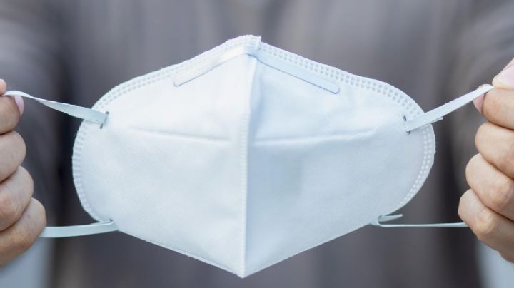 VIDEO: Mujer usa su ropa interior como cubrebocas; no querían venderle en supemercado