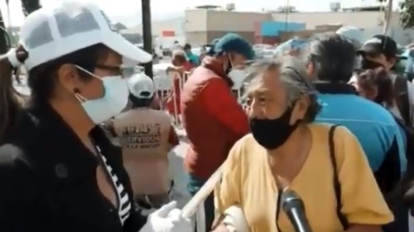 ¿Servidora de la Nación? Mujer niega vacuna Covid-19 a 'abuelito' por no tener registro