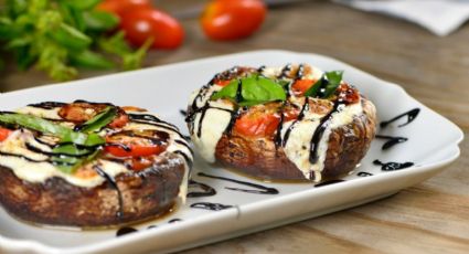 Disfruta de este portobello relleno de queso mozzarella; es perfecto para San Valentín