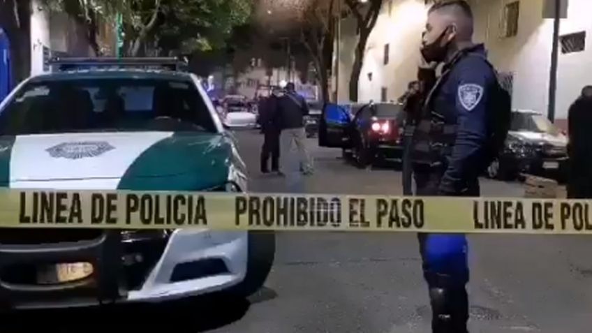 Familia es víctima de una agresión armada al pasear en auto; falleció la madre