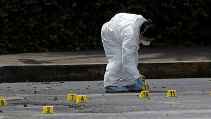 VIDEO: Balacera dentro de restaurante de Jalisco causa pánico; acribillaron a tres