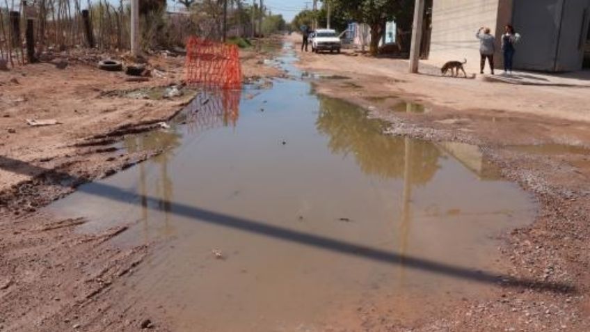 "Estamos desesperados": Entre aguas negras viven los vecinos de la Machi López