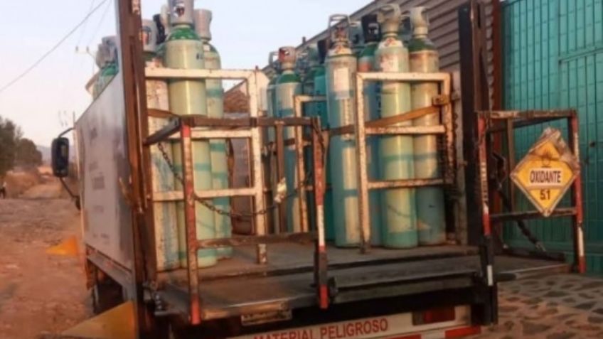¡Lo que faltaba! Roban camión con tanques de oxígeno en el Estado de México