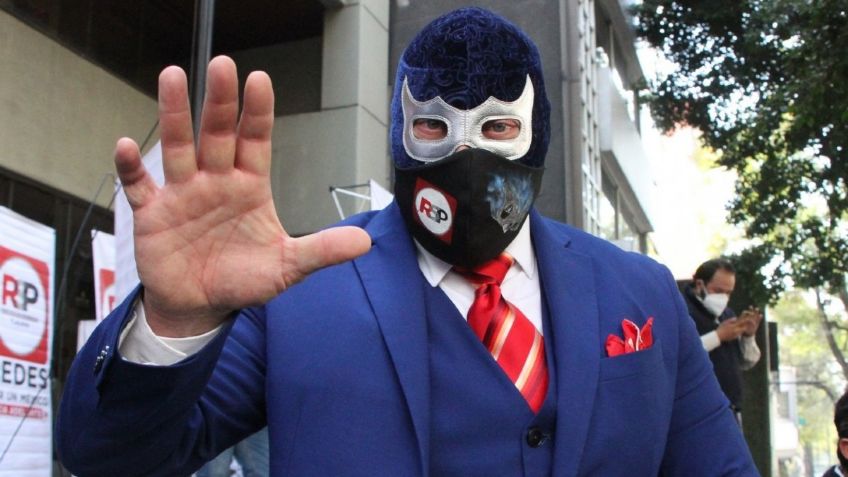 ¡Contra las cuerdas! Esposa de Blue Demon Jr. lo denuncia por amenazas de muerte