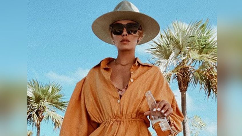 ¡En shock! Hija de Luis Miguel se pone de pie sin la ayuda de sus muletas para hacer esto