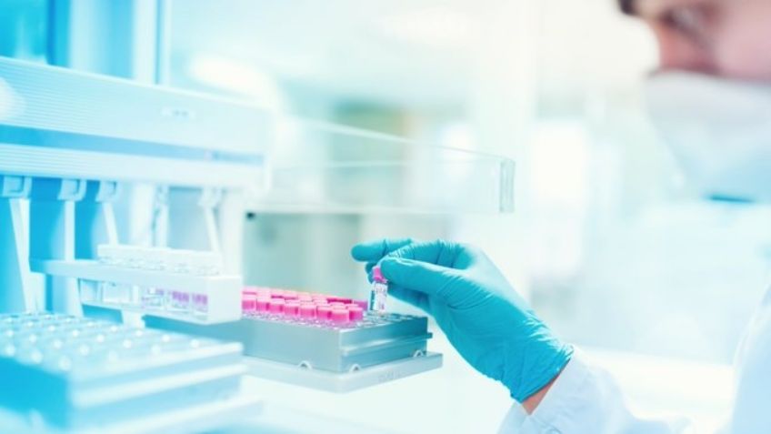 Garantizan eficacia y seguridad de la vacuna de AstraZeneca contra coronavirus