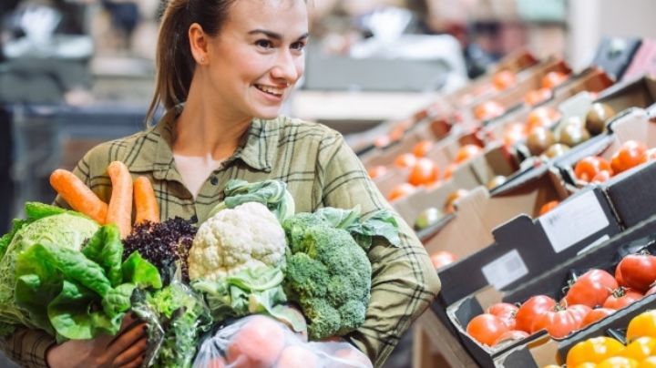 Mantente saludable con las frutas y verduras de temporada en este caluroso mes de junio