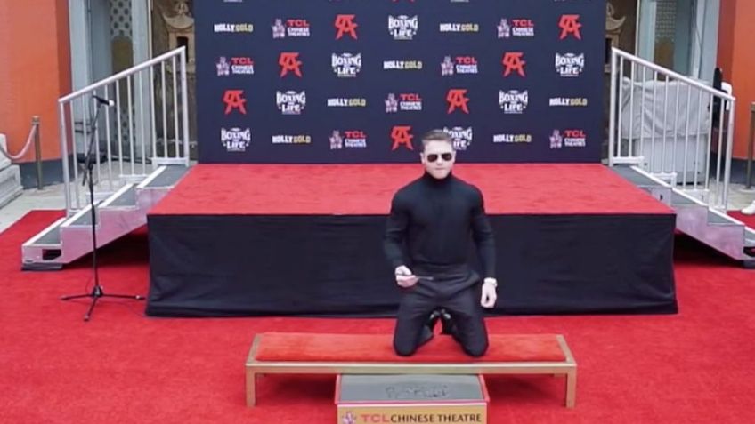 ¡‘Canelo’ es toda una celebridad! Plasma sus huellas en el Teatro Chino en Hollywood