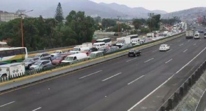 Hallan cuerpo embolsado en la carretera México-Pachuca; se desconoce la identidad de la víctima