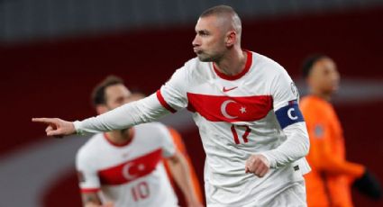 Turquía da la sorpresa en las eliminatorias y golea a la selección de Holanda