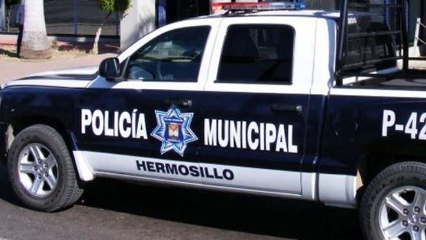 Mujeres someten a hombre que intentó 'levantar' a jovencita de 23 años en Hermosillo
