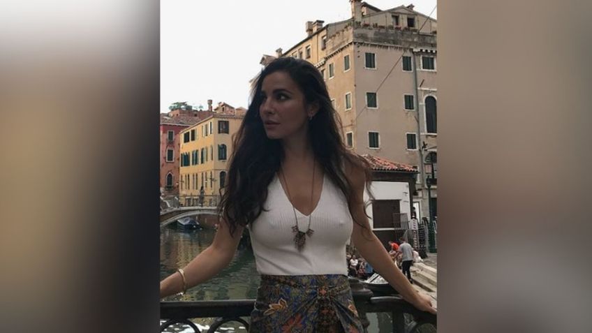 Martha Higareda detiene redes sociales al posar con un imponente vestido negro