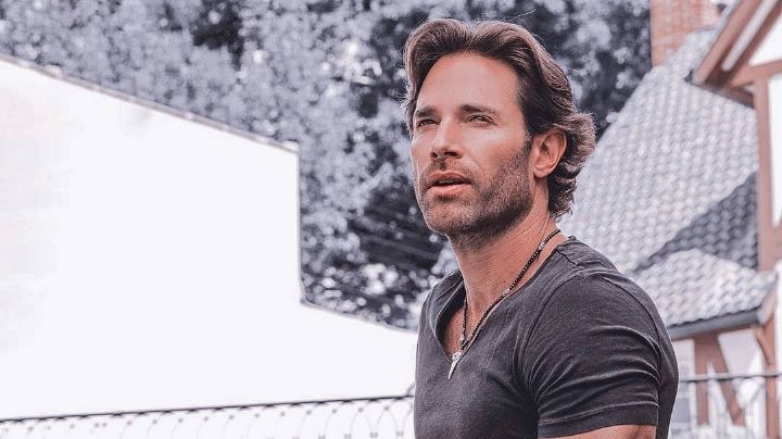 Sebastián Rulli impacta en Instagram: Comparte atrevida FOTO y enamora a sus fans