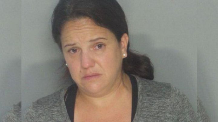 Cae maestra latina por abusar durante años de jovencitas desde que tenían 11 y 14 años