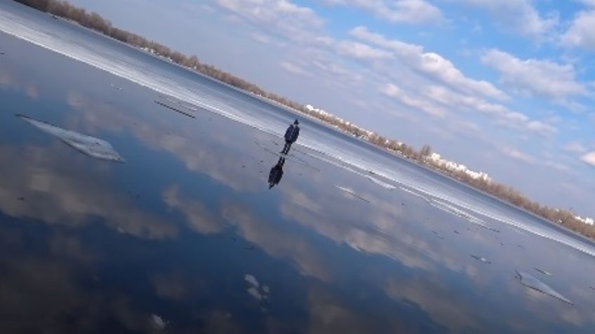 VIDEO: Pescador le salva la vida a un niño que estaba flotando en un pedazo de hielo