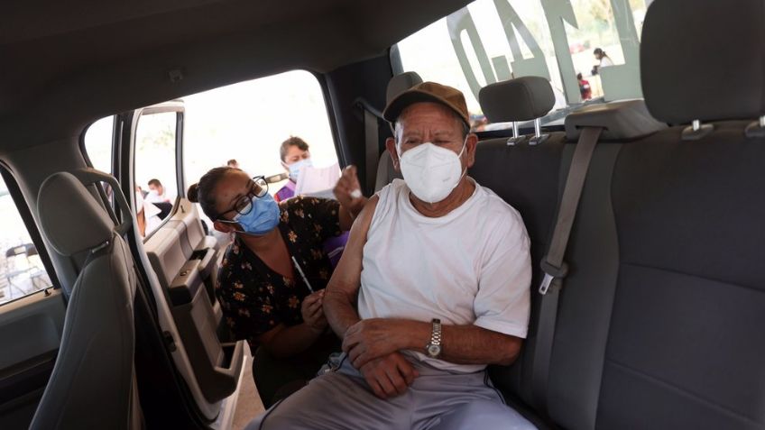 CDMX no permitirá vacunación contra Covid-19 en el auto: "Todos deben tener el mismo acceso"