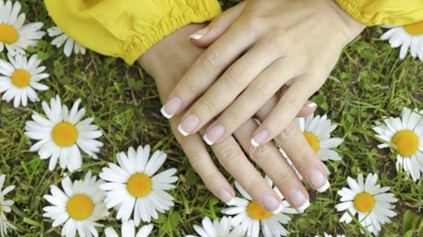 Consiente tus manos al dejarlas muy bellas con los diferentes tipos de uñas postizas