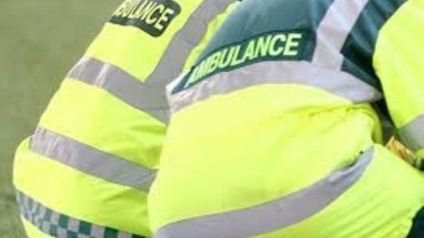 Paramédico gay dice que le negaron la entrada a una mezquita por su aspecto y preferencias