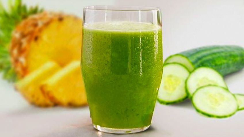 Logra un abdomen como el de Chloe Ting con este jugo de pepino con piña