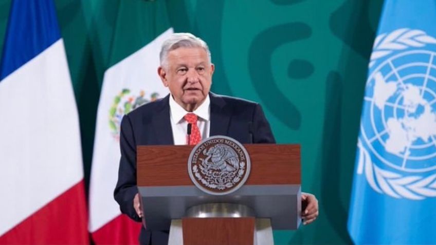 AMLO se preocupa por tercer ola de contagios durante Semana Santa; pide quedarse en casa