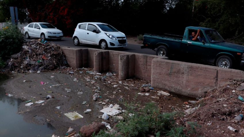 Cajeme: Distrito de Riego del Río Yaqui pide a ciudadanos que no tiren basura en canales de riego